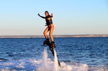 Flyboard Girlfriend Mallorca Water Sport Center @ Port Calanova